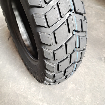 35%-55% de teor de borracha 130/80-17 Pneus de motocicleta 160/60/17 para durabilidade prolongada