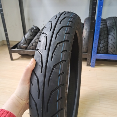 35%-55% de teor de borracha 90/90-17 TL Pneus de motocicleta para certificação ISO9001