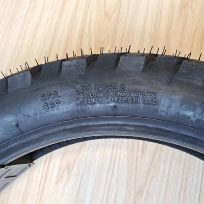 110/90-16 Pneus para motocicletas 6PR Pneus para motor sem tubo com OEM aceitável