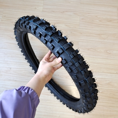 80/100-21 Pneus de borracha natural para motocicletas O equilíbrio perfeito entre desempenho e durabilidade