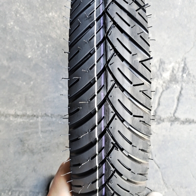 13000PCS Carga QTY/40'HQ 6PR/8PR Pneus de motocicleta Pneus rodoviários 120/80-17 100/90-17 110/80-17 120/70-17 90/90-17