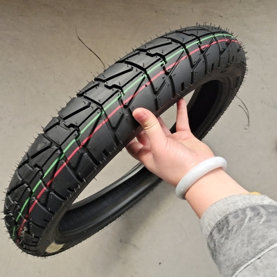 Preço acessível 90/90-18 909018 90/90 18 Pneus de motocicleta sem tubo para o mercado da América do Norte