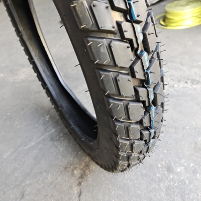 s Best of Black Tire Casing 3.00-18 para Peças sobressalentes de borracha automotiva Pneus de motocicleta