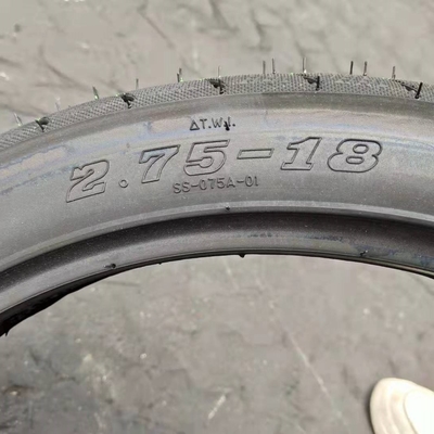2.75-18 Pneus de motocicleta com carcaça e 35%-55% de teor de borracha