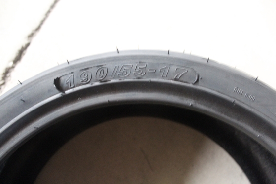 Caixa de pneus de alta capacidade de carga 17 polegadas Pneus de motocicleta 190/50-17 190/55-17 200/50-17