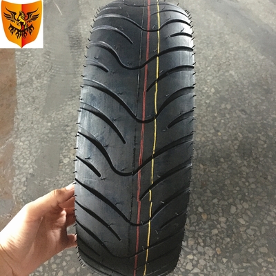 Resistência à tração 10,5 Pneus de motocicleta Pneus sem tubo 140 60 17 no Porto de Qingdao
