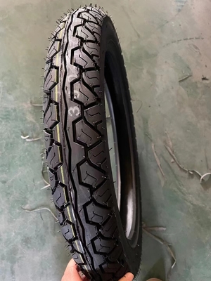 Pneus de motocicletas Emark 300-17 Caixa de pneus duráveis e 35%-55% de teor de borracha