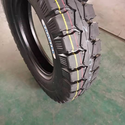 Pneus de motocicleta de carga do porto de Qingdao 450 12 com 35% a 55% de teor de borracha