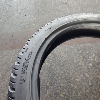 4.2kg Peso Pneus de motocicleta de borracha macia 100/90/18 120/80/17 100/90-17 120/70/17 909017