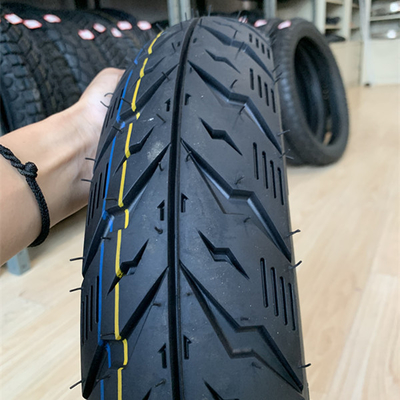 Aumente o desempenho da sua motocicleta com os pneus Herschel 100/90-14 Força de tração 10.5