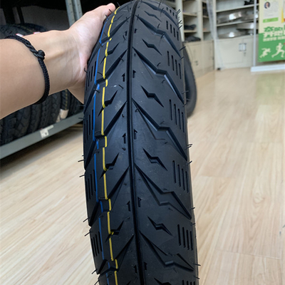 35%-55% de teor de borracha em pneus Leo Motociclo 100/90-14 para distribuidores do porto de Qingdao