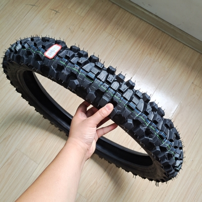 Tempo de entrega Dentro de 25 dias 3.00-21 Pneus de motocicleta para o mercado africano terreno difícil