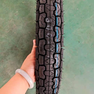 Porto de Qingdao Carregamento 300X17 Pneus Firestone Motocicleta com vida útil prolongada