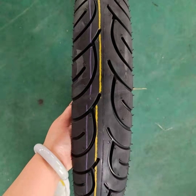 Alta durabilidade 90/90-18 Pneus de motocicleta de padrão popular com 5000 peças por dia