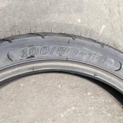 35%-55% de teor de borracha Pneus sem tubos para motocicletas 100/80-14 90/80-14 com longa duração