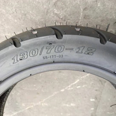 Capacidade de produção de pneus para pneus de motocicletas sem tubos 120/70 12