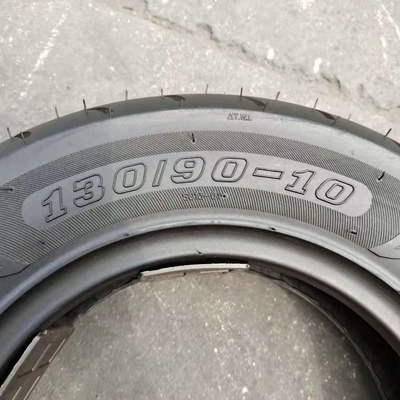 35%-55% de teor de borracha Pneus de motocicletas 130/90-10 6Pr sem tubos para o mercado africano