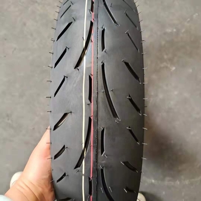 Pneus de moto 110/80-14 Profundamente concebidos Produzidos pela Leading a 5000 peças por dia
