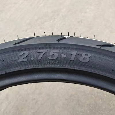 2.75-18 Pneus para motocicletas com alta taxa de borracha natural e entrega no porto de Qingdao