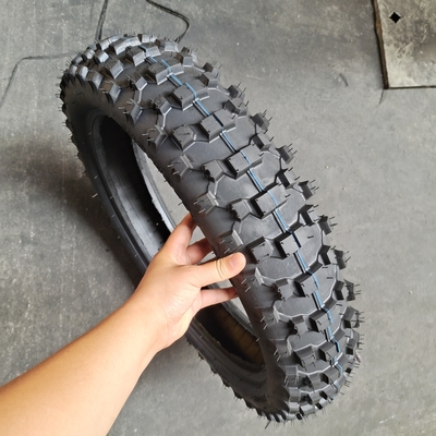 Deep Design Super Borracha Pneus de Motocicleta 120/80-18 5000 pcs Por Capacidade de Produção Diária