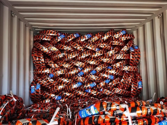 Tempo de entrega Dentro de 25 dias 300x18 Pneus de motocicleta com carcaça de pneu durável