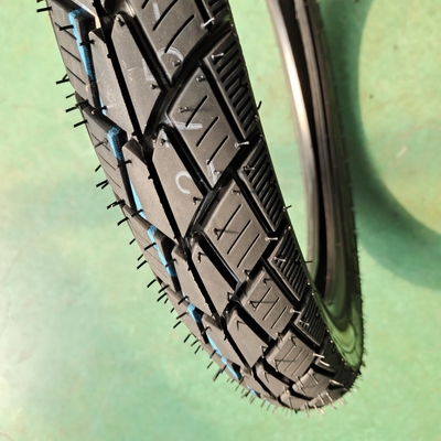 Deep Design Pneus de motocicleta 275-17 5000 Pcs por dia Capacidade e Deep Pattern Design