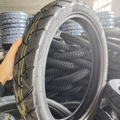 Substituição/reparação de pneus de motocicleta 90/90-18 com capacidade de produção de 5000 unidades por dia