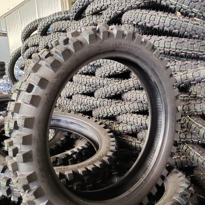 120/80-18 Pneus de motocicleta com 35% a 45% de teor de borracha e TL 6,5 kg