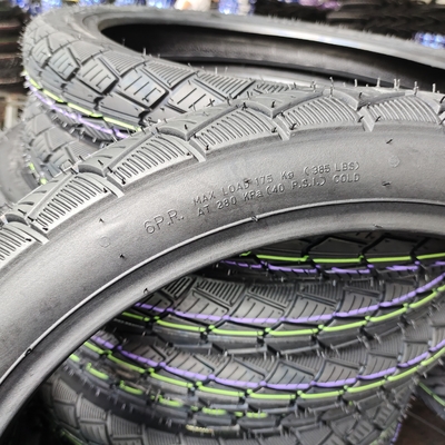 Pneus sem tubos para motocicletas Tubo 17/2.75 2.75-17 275 17 Teor de borracha 35%-45% Pneus de padrão