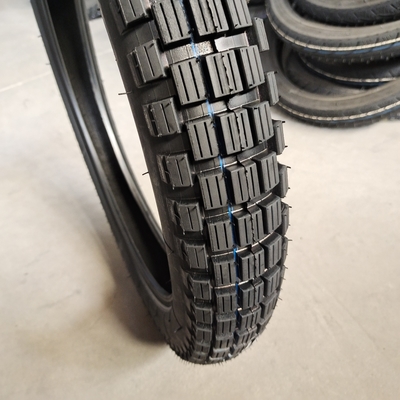 Deep Design 300-18 Pneus de borracha de motocicleta para desempenho superior e longa vida útil