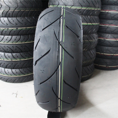 35%-45% de teor de borracha 190/55/17 Pneus para motocicletas Pneus sem tubos 190/55/17 para Superior