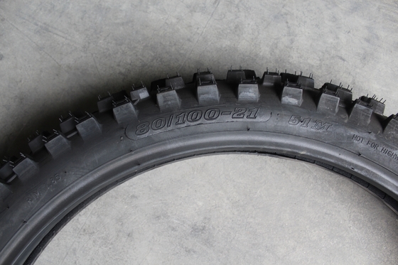 6PR/8PR Ply Rate 80/100-21 Pneus de corrida para todo-o-terreno 35%-45% Teor de borracha para bicicletas de terra