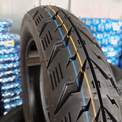 90/80 14 90x80x14 90-80-14 Tubo de pneu de motocicleta com TL 2,4KG 35%-45% de teor de borracha