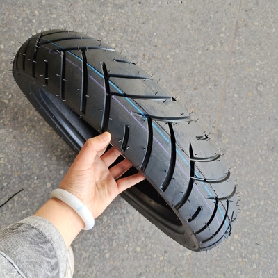 110/80-17 8PR Pneus de motocicleta de alta resistência à tração de longa duração para o mercado da Venezuela