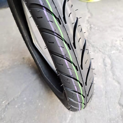 Super 70/90-17 Pneus de borracha para motocicletas de alta capacidade de produção para reparação/recâmbio
