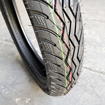 Super 6PR/8PR pneu de borracha de moto 90/90-18 90.90.18 com um teor de borracha de 35% a 45%