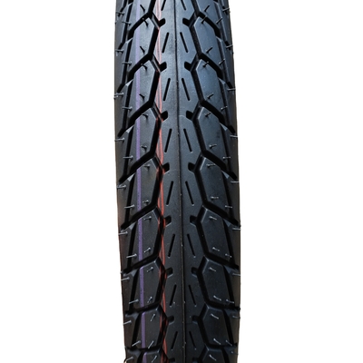 Capacidade de produção 5000 peças por dia Pneus de moto 70/100-17 sem tubo para scooter