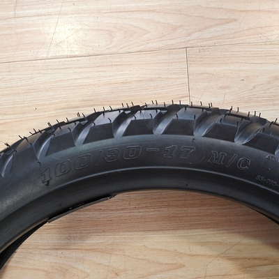Deep Design Pneus/pneus de motocicletas OEM 100/90-17 110/90-17 TT/TL com 35%-55% de teor de borracha