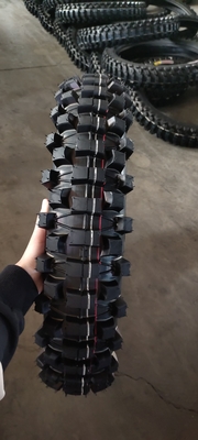 Port Qingdao Loading Popular Pneus de motocicletas 110/100-18 120/90-18 120/100-18 3.00-17