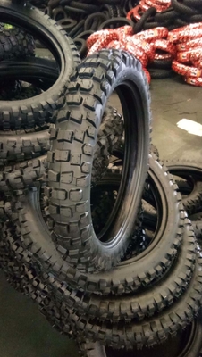 Tempo de entrega 25-30 dias 4.10-18 Pneus de motocicleta com 30% a 45% de borracha