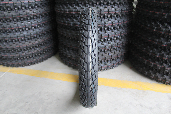 Bom 80/90-16 Taiwan Pneus de motocicleta sem tubo Ply rate 6PR/8PR Carga QTY/40'HQ 13000PCS