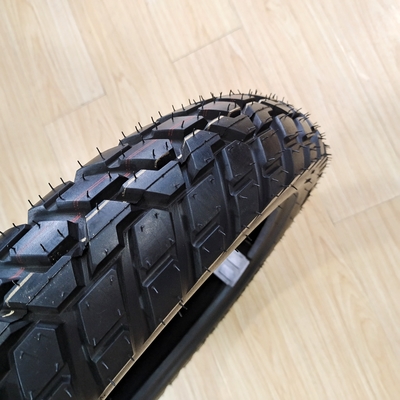 Mercado Africano Pneus sem tubo para motocicletas 100/90-17 com e 5000 pcs Produzido diariamente