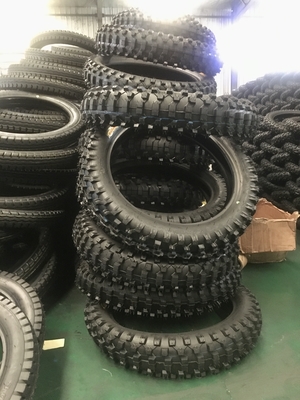350 kg Capacidade de carga 110/90-16 110/90/16 Pneus de motocicleta sem tubo para uso fora de estrada