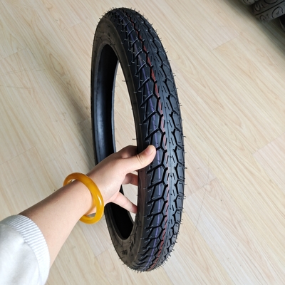 Deep Design Pneus de motocicleta 60/100-17 para e 5000 pcs por dia Capacidade de produção