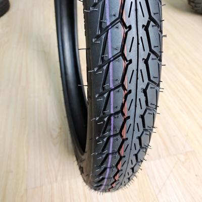 Deep Design Pneus de motocicleta 60/100-17 para e 5000 pcs por dia Capacidade de produção