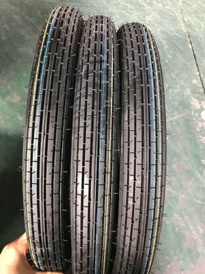 Pneus para motocicletas 3.00-17 3.00-18 com classificação 6/8 PR PLY e tecnologia Taiwan