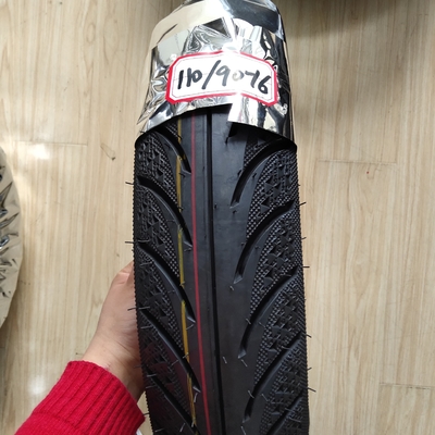 Pneus para motocicletas de alta capacidade 110/90-16 para produção diária de 10000 unidades
