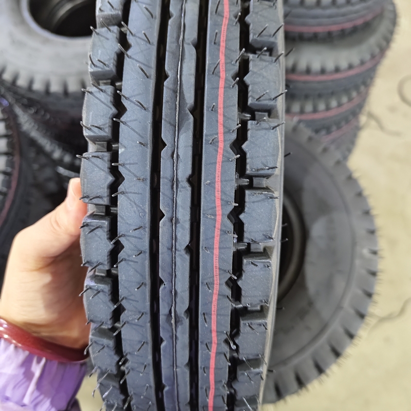 6pr/8pr Ply Rating 4.00-8 Pneus de motocicletas para fabricantes de pneus