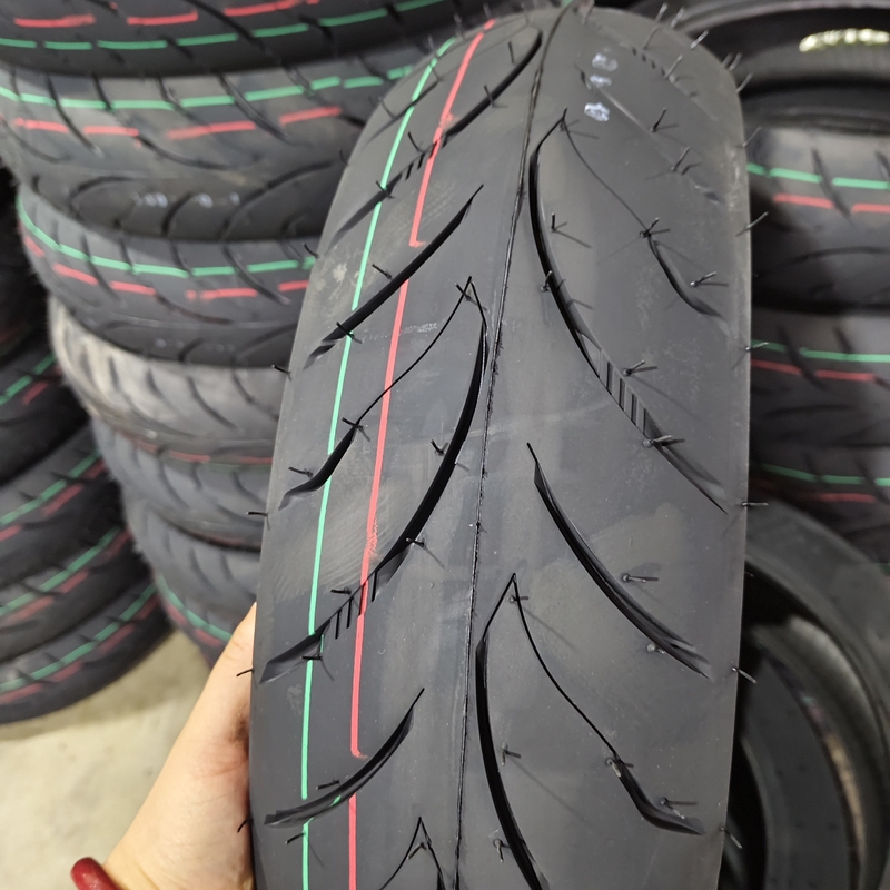 Pneus diretos sem tubo para motocicletas 140/70-17 com 35% a 55% de teor de borracha em Qingdao