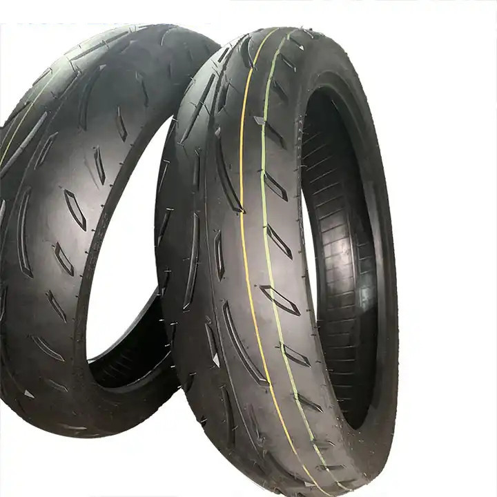 Pneus e tubos de motocicletas Alto teor de borracha 30%-45% OEM aceitável 120/70-17